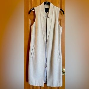 NEW LOOK size 6 half blazor vest made for a petite person